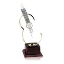 TROFEO LATÓN GUITARRA.Ref-S7-545